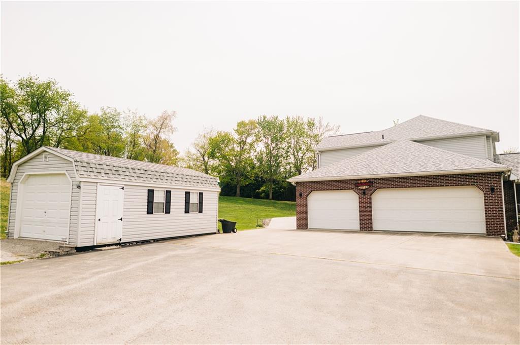 329 Breakiron Road Connellsville, PA 15425 - Photo 4 of 19