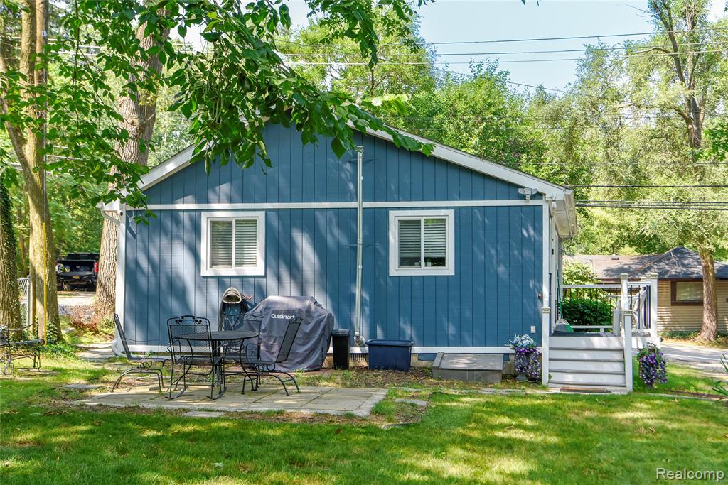 559 Heights Road Lake Orion, MI 48362 - Photo 57 of 85 Gallery Image 57