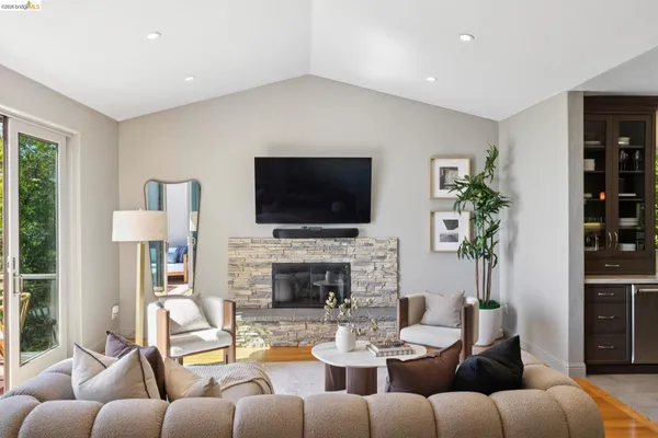 $2,798,000 | 1426 Grand View Drive, Berkeley, CA 94705