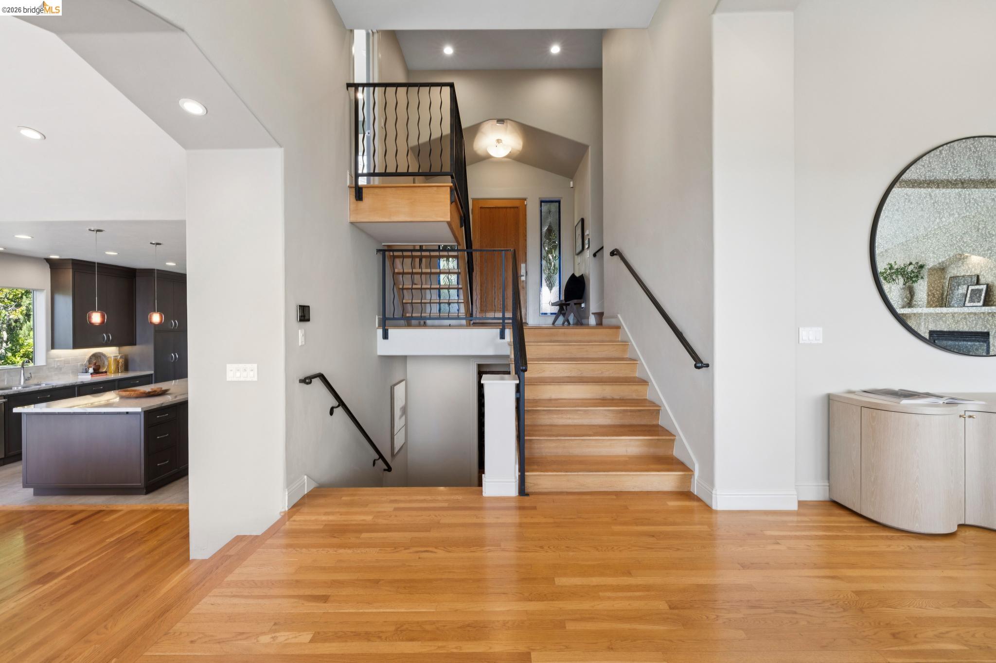 1426 Grand View Drive Berkeley, CA 94705 - Photo 31 of 55