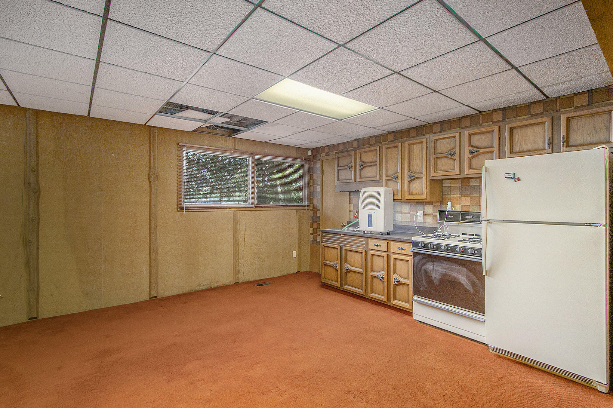 10706 Portage Road Portage, MI 49002 - Photo 23 of 47 023_10706portage_44_427
