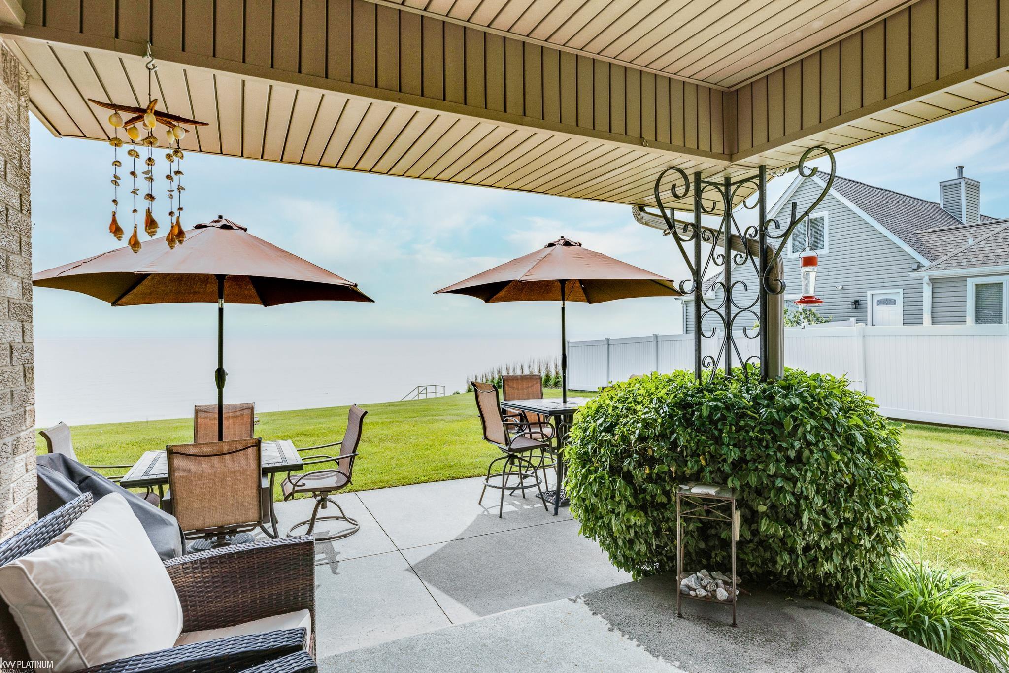 8315 Lakeshore Road Lexington, MI 48450 - Photo 12 of 37 50110065-11.JPG