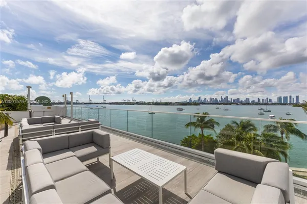 $4,700 | 1330 West Avenue, Unit 2311, Miami Beach, FL 33139