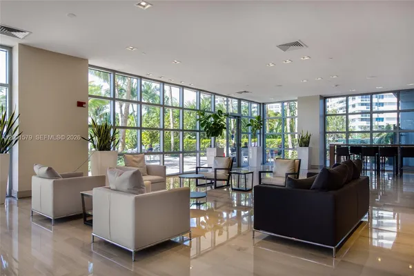 $4,700 | 1330 West Avenue, Unit 2311, Miami Beach, FL 33139