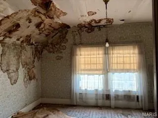 $39,500 | 514 South Main Street, Charleston, MO 63834