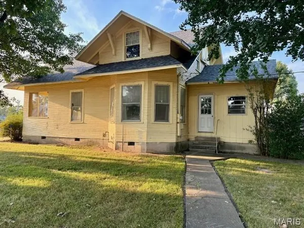 $34,500 | 514 South Main Street, Charleston, MO 63834