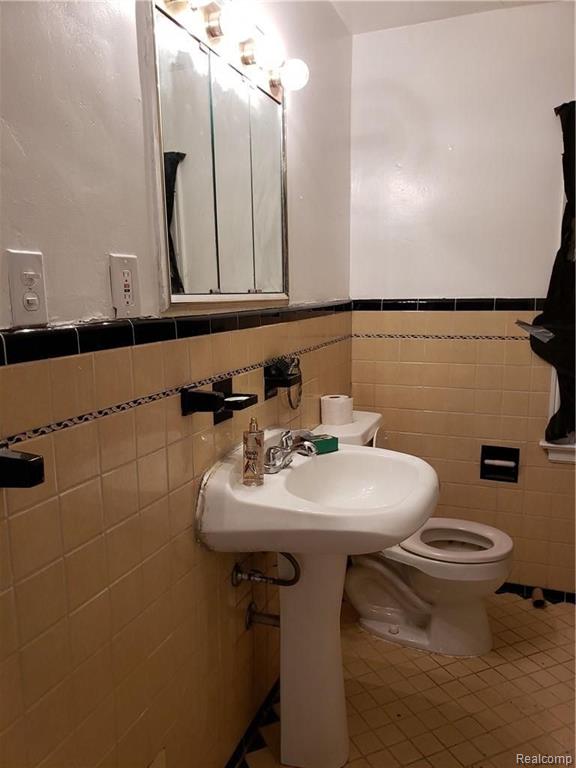 5317 Audubon Road Detroit, MI 48224 - Photo 17 of 26