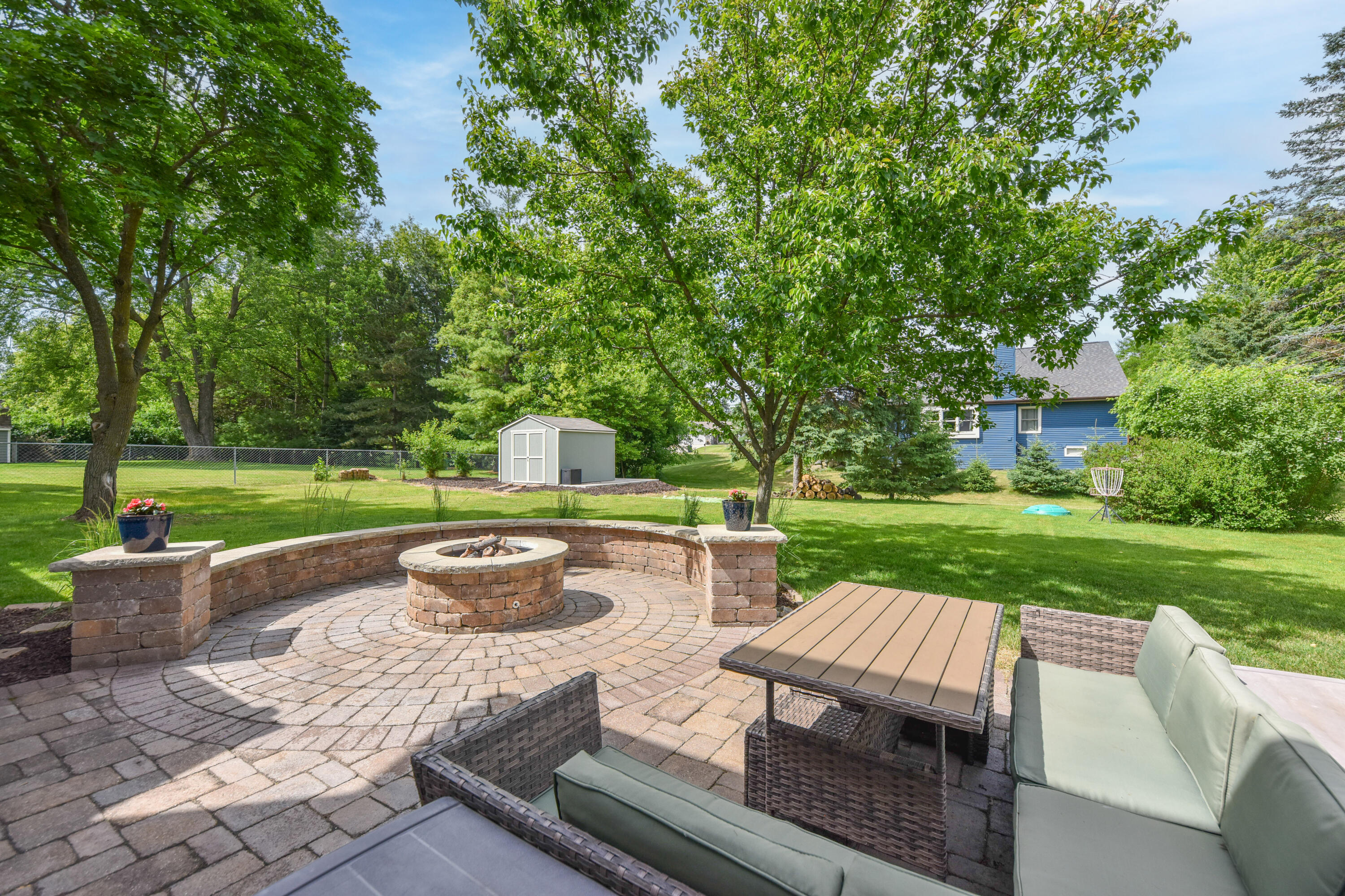 N71W23400 Homestead Road Sussex, WI 53089 - Photo 32 of 44 Patio