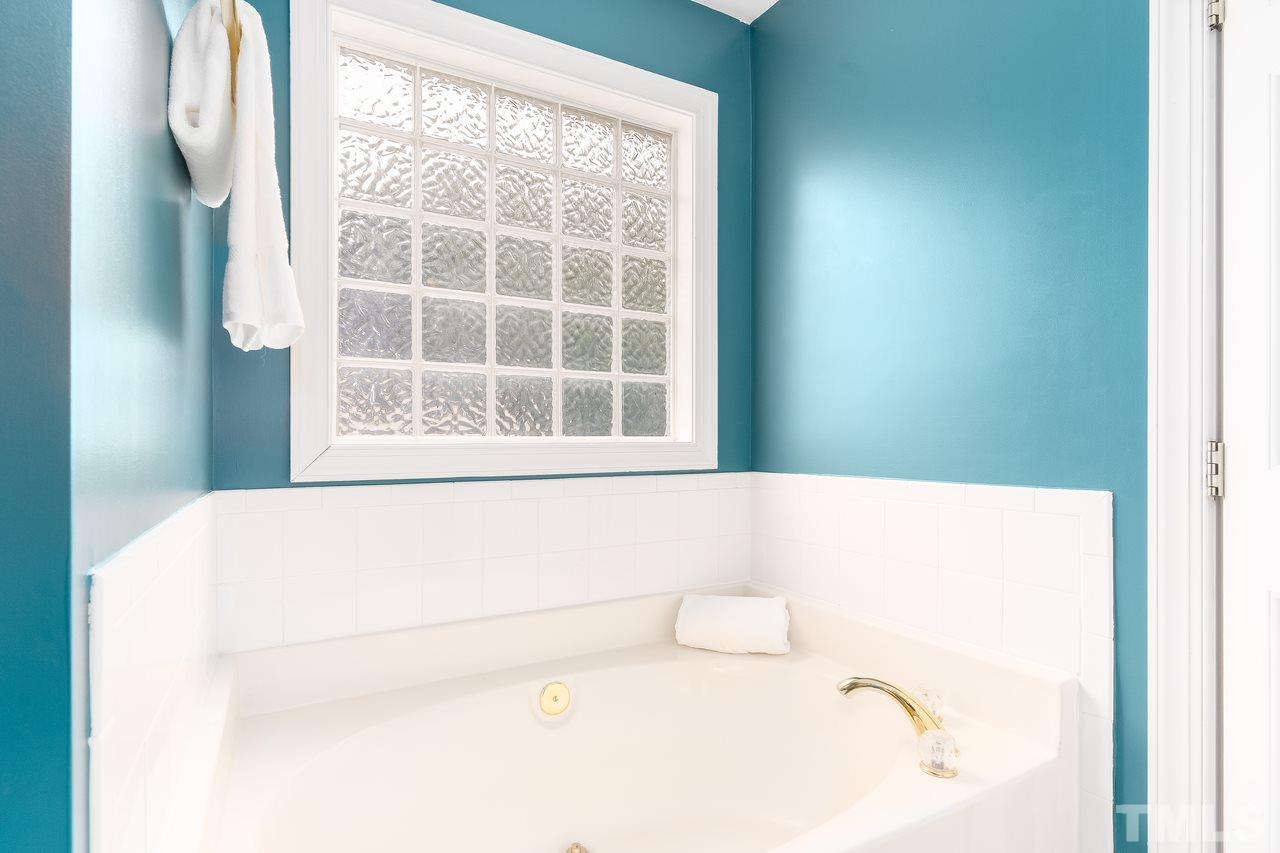 4820 Morning Edge Drive Raleigh, NC 27613 - Photo 12 of 13