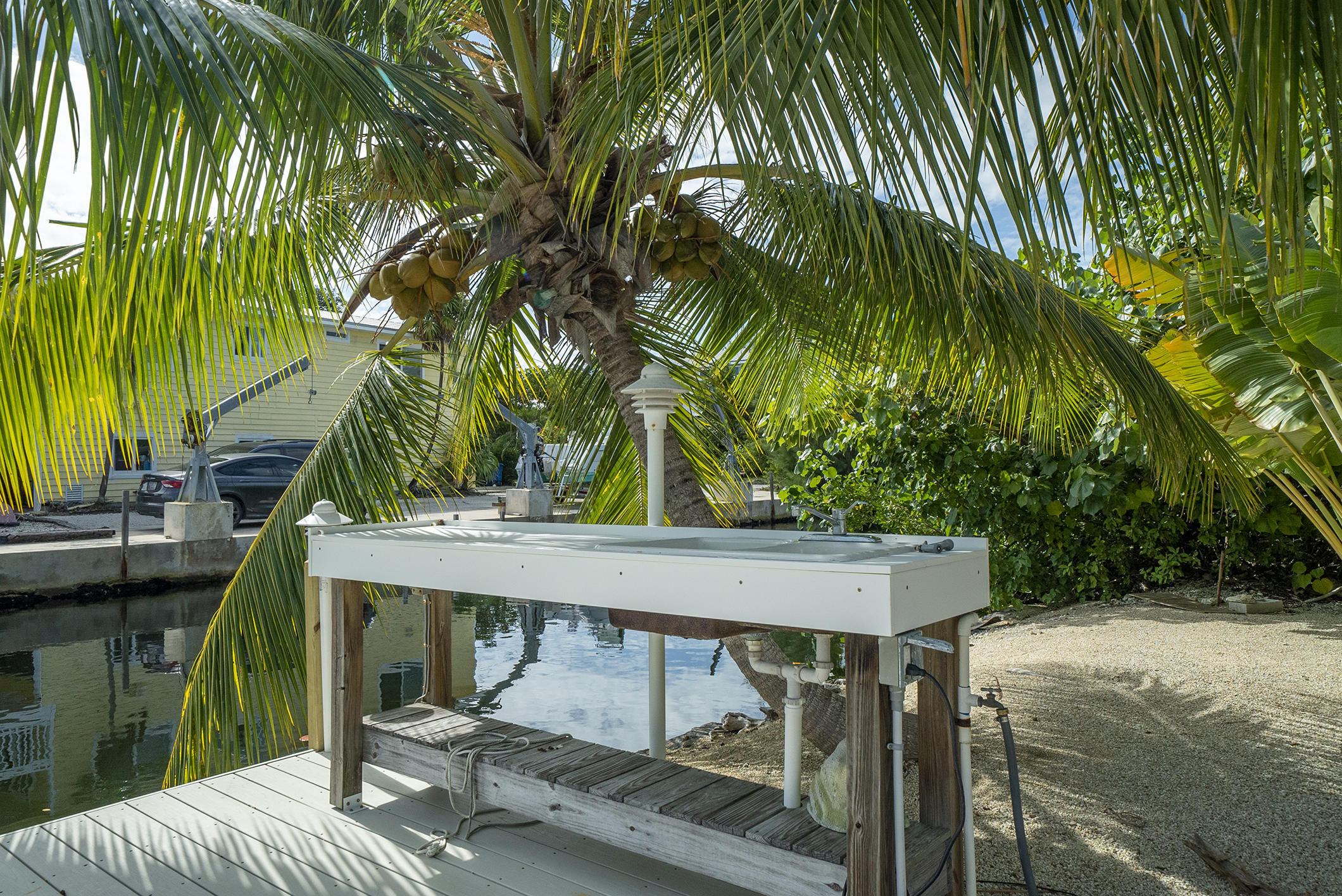 28300 County Road Summerland Key, FL 33042 - Photo 4 of 34 Fish cleaning station