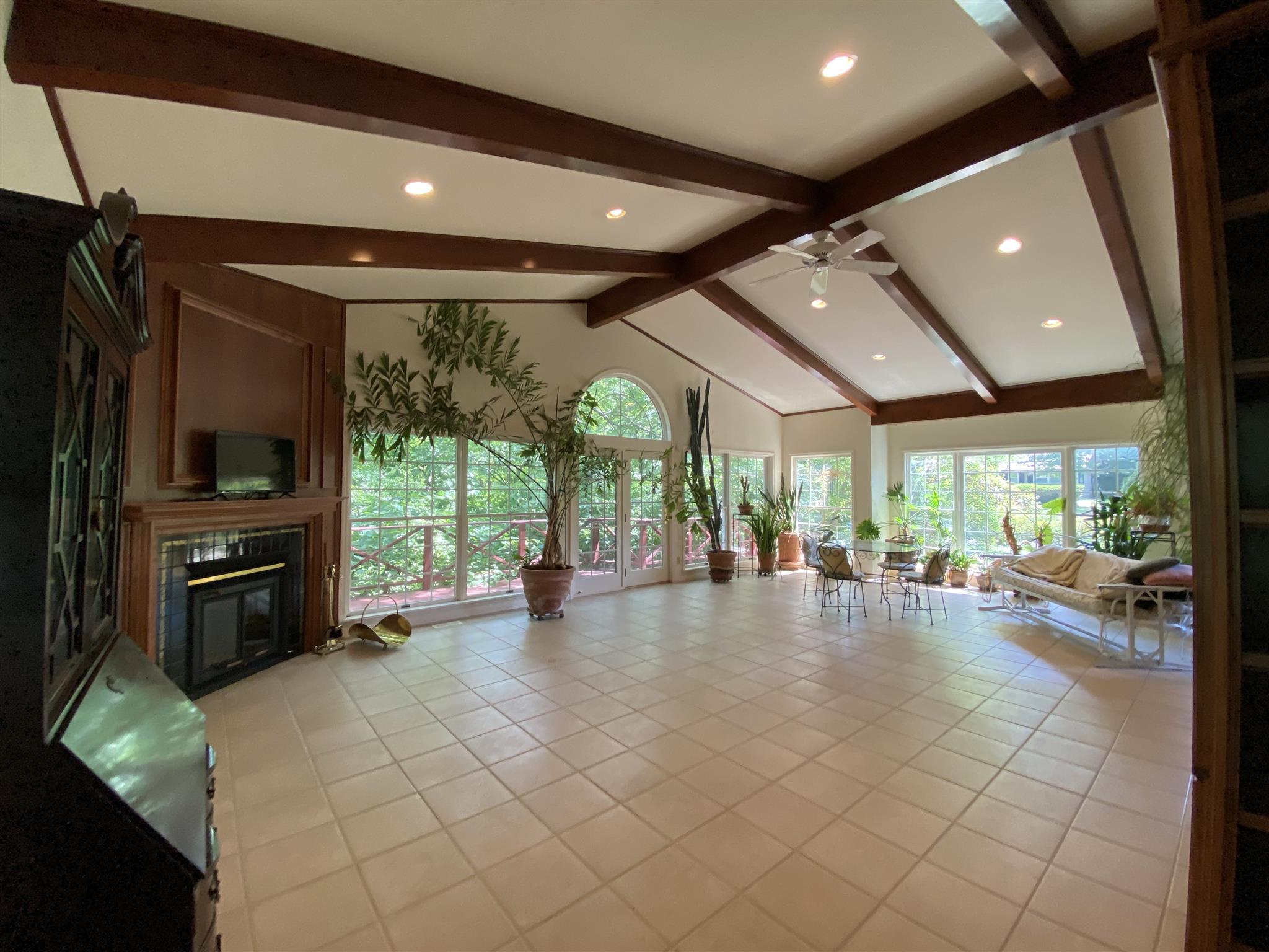 1236 West Adams Road Macomb, IL 61455 - Photo 9 of 30 Gallery Image 9
