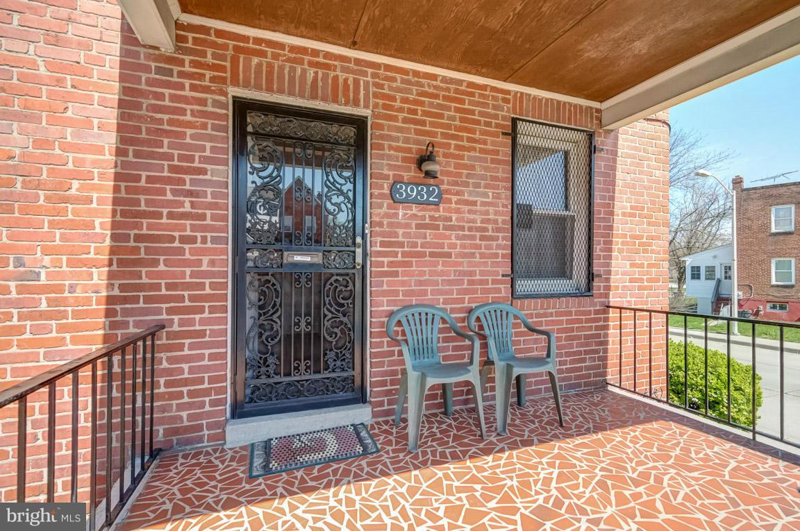 3932 Bareva Road Baltimore, MD 21215 - Photo 2 of 26 Exterior (Front)