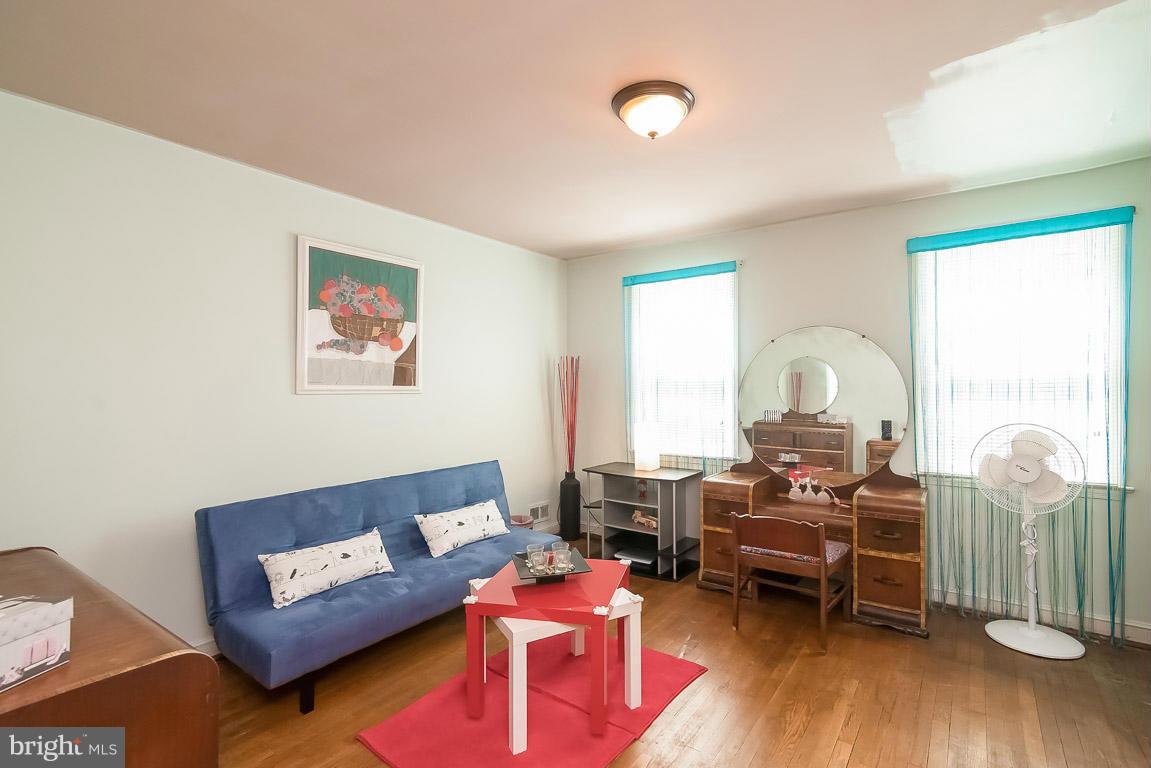 3932 Bareva Road Baltimore, MD 21215 - Photo 13 of 26 Bedroom (Master)