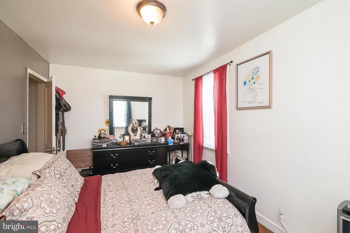 3932 Bareva Road Baltimore, MD 21215 - Photo 18 of 26 Bedroom
