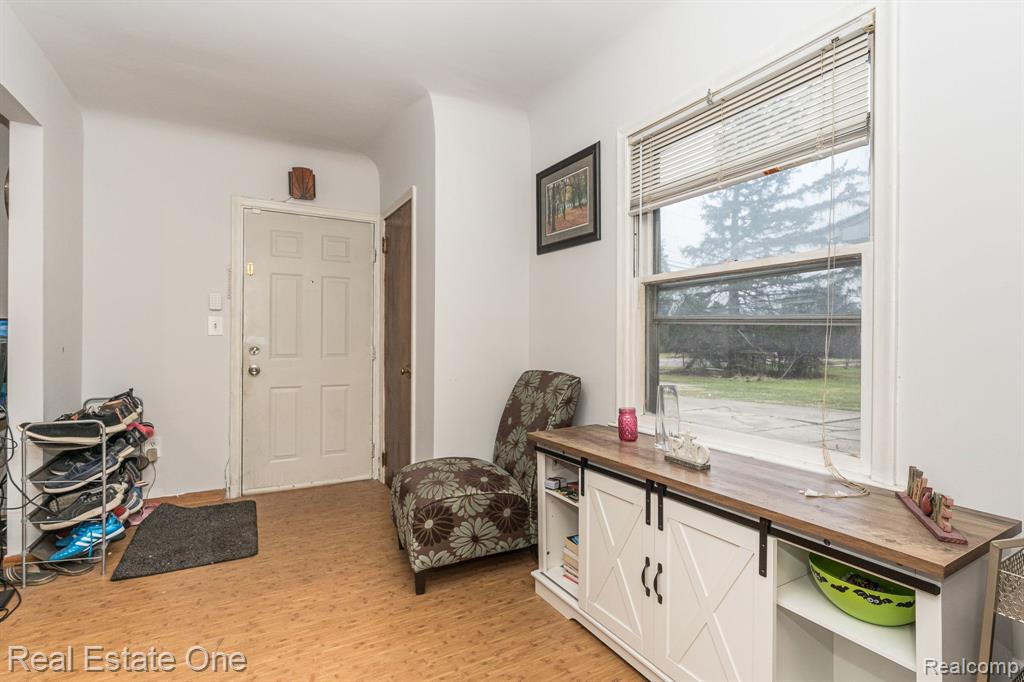 4165 Crooks Road Troy, MI 48098 - Photo 12 of 28 Gallery Image 12