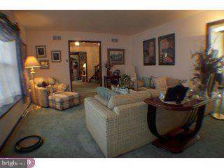444 Ramsey Road Yardley, PA 19067 - Photo 2 of 6 Gallery Image 2