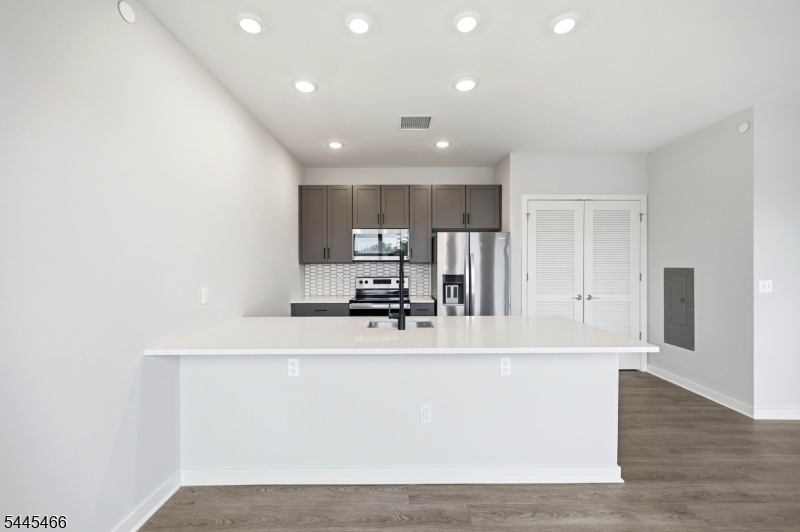 175 Morris Street, Unit 408 Morristown, NJ 07960 - Photo 10 of 23