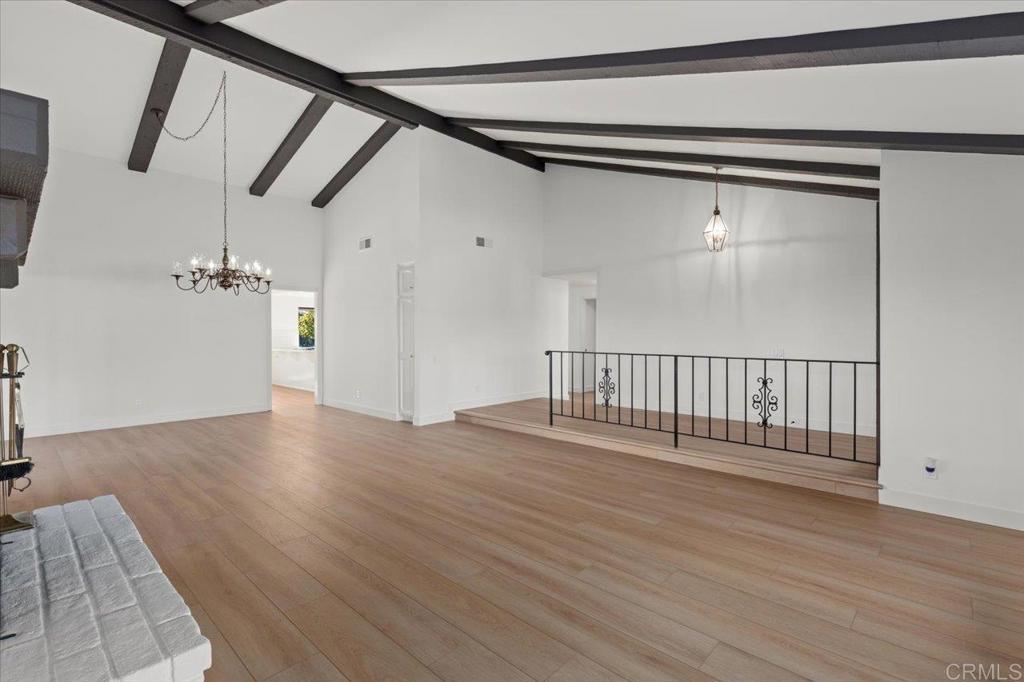 112 Palmas Norte Fallbrook, CA 92028 - Photo 12 of 74