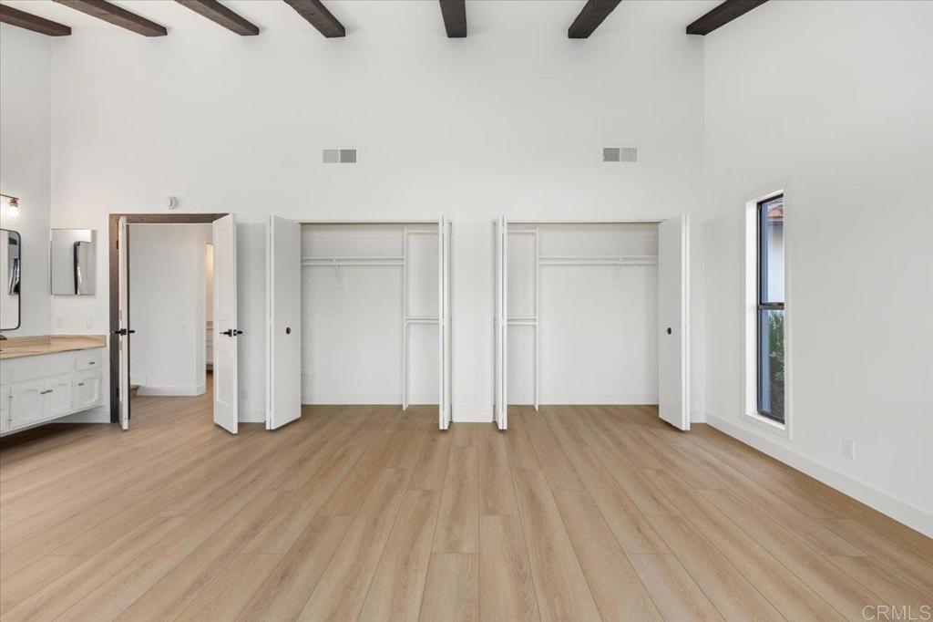 112 Palmas Norte Fallbrook, CA 92028 - Photo 33 of 74 wooden floor in an empty room