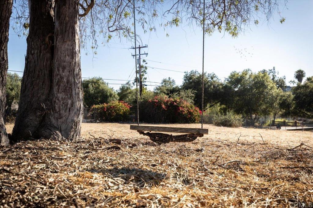 112 Palmas Norte Fallbrook, CA 92028 - Photo 56 of 74