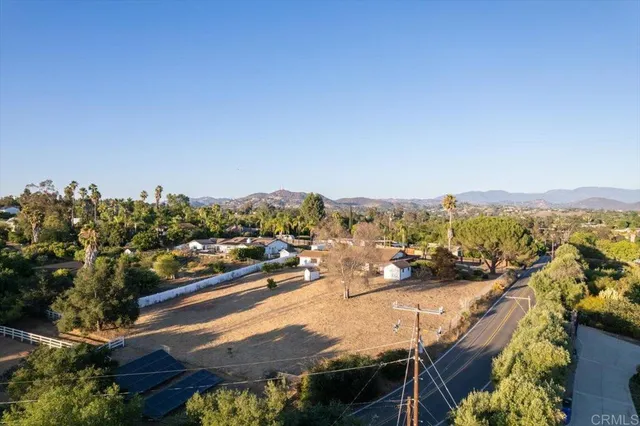 $1,050,000 | 112 Palmas Norte, Fallbrook, CA 92028