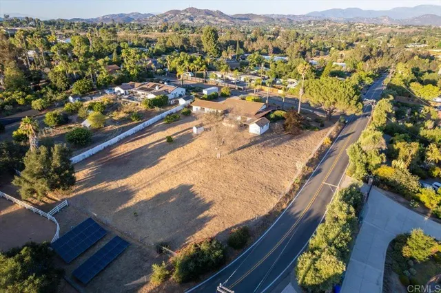 $1,050,000 | 112 Palmas Norte, Fallbrook, CA 92028
