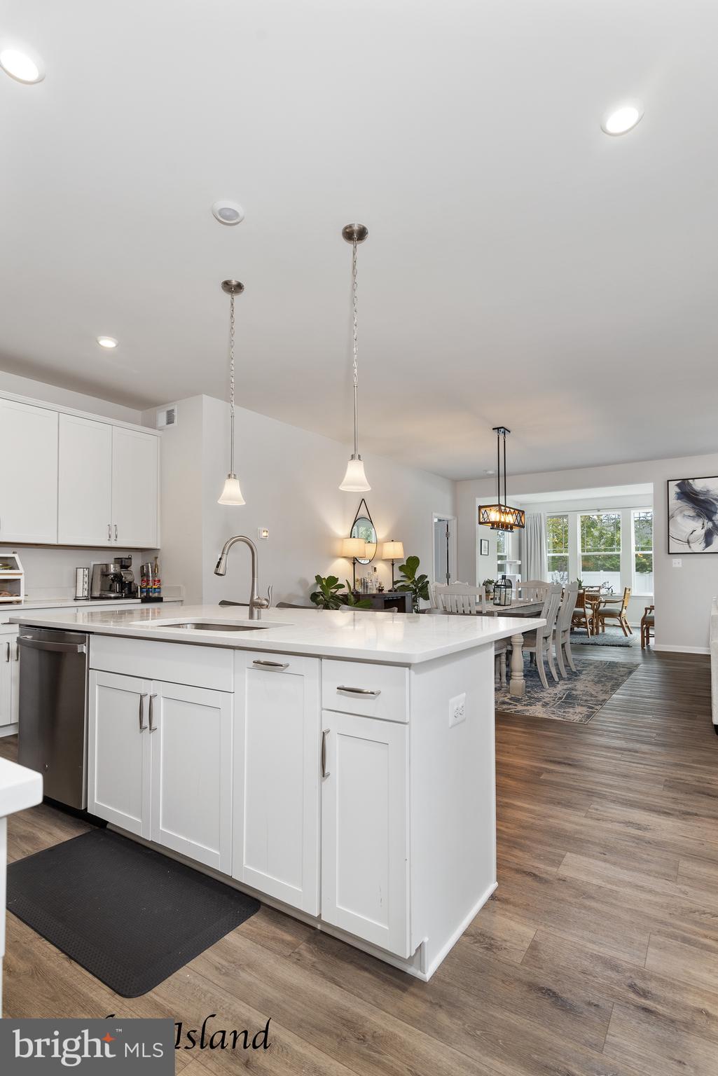 505 Cherry Bark Road Middletown, DE 19709 - Photo 11 of 59 Kitchen Island/ SS Sink