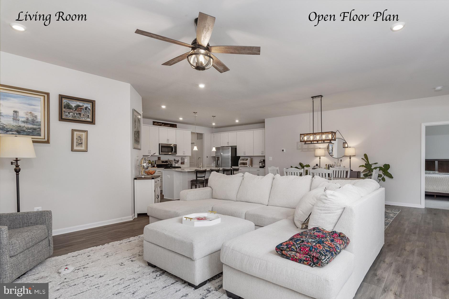 505 Cherry Bark Road Middletown, DE 19709 - Photo 23 of 59 Livingroom