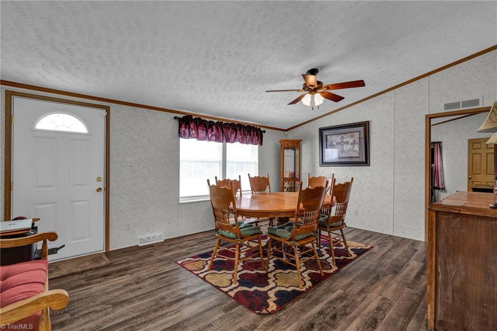 131 Loftis Road Reidsville, NC 27320 - Photo 8 of 45