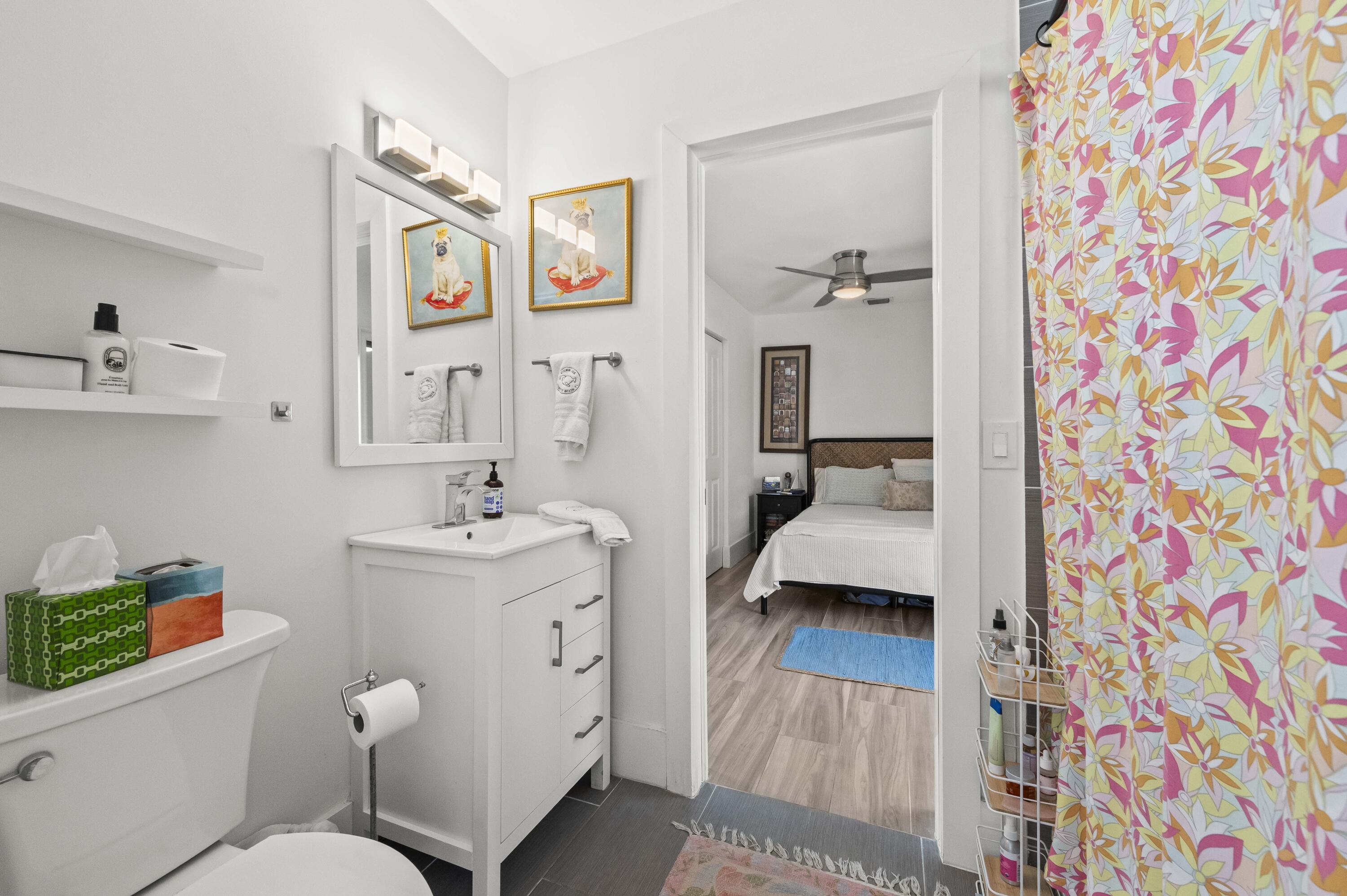 518 Southwest 28th Avenue Boynton Beach, FL 33435 - Photo 22 of 55 20 Bathroom 01