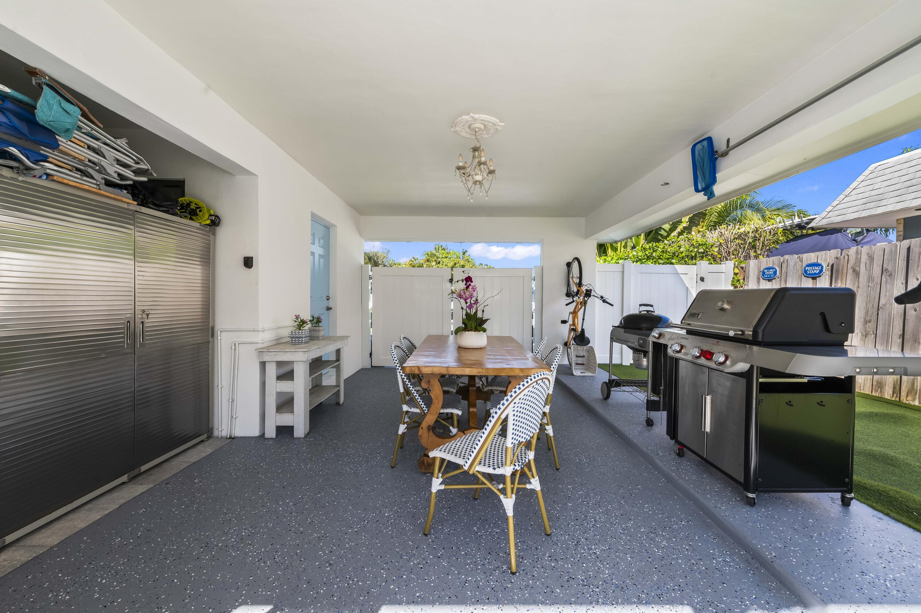 518 Southwest 28th Avenue Boynton Beach, FL 33435 - Photo 40 of 55 38 BBQ Area 01