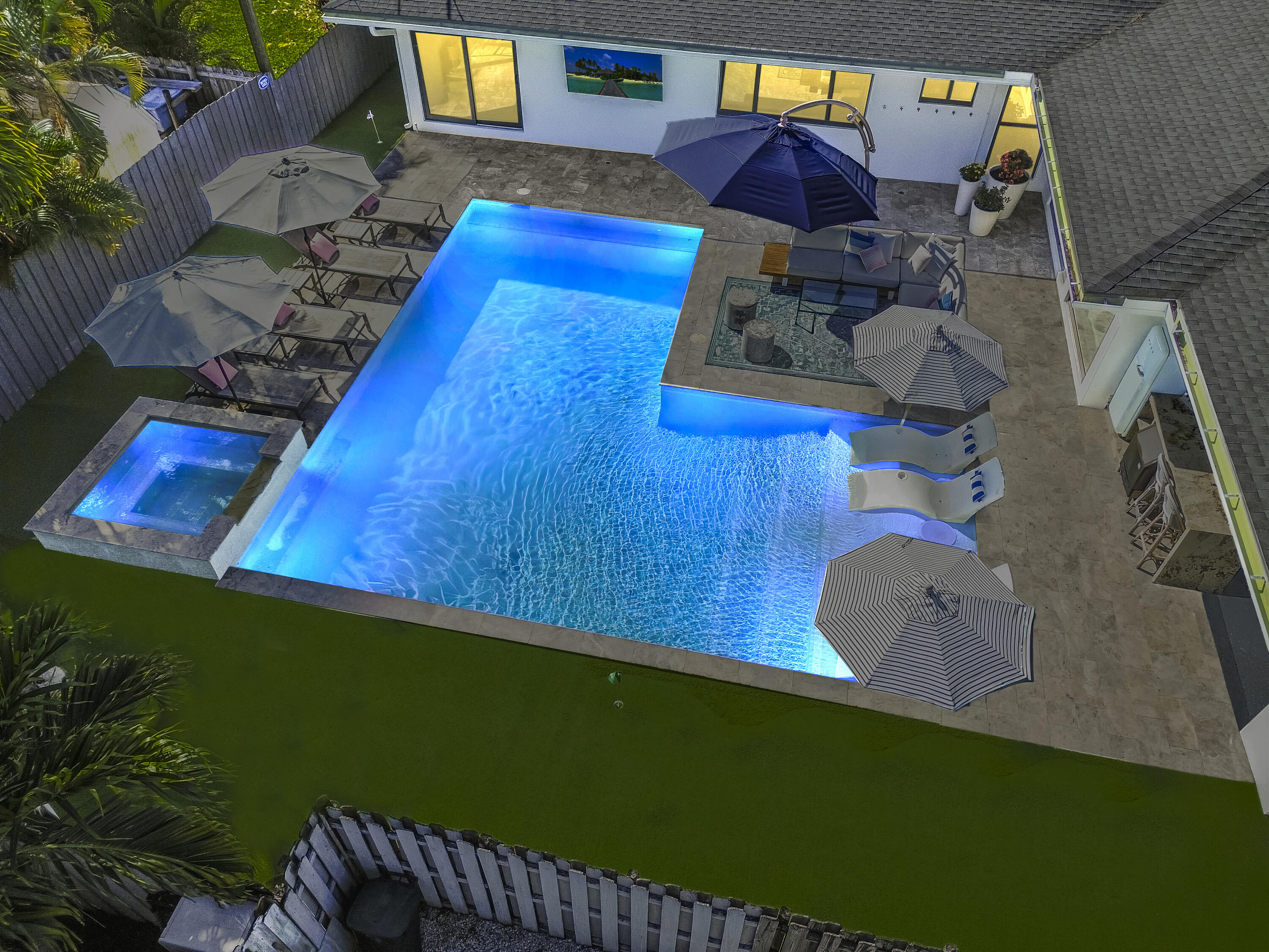 518 Southwest 28th Avenue Boynton Beach, FL 33435 - Photo 53 of 55 54Twilight 04