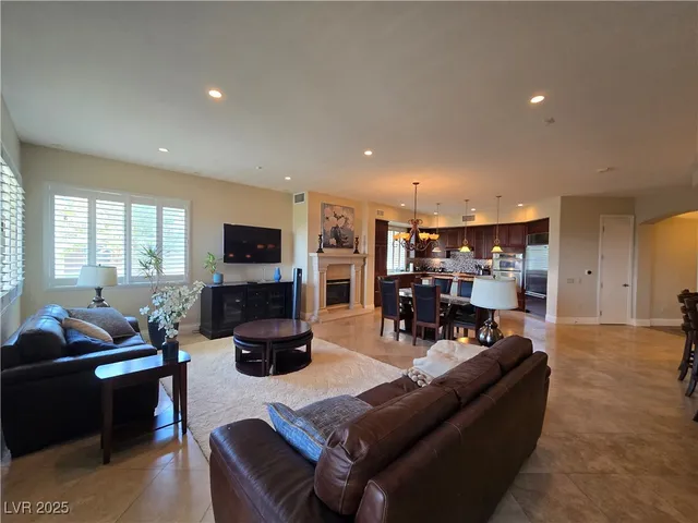 $3,150 | 20 Via Mantova, Unit 202, Henderson, NV 89011