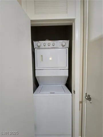 $3,150 | 20 Via Mantova, Unit 202, Henderson, NV 89011