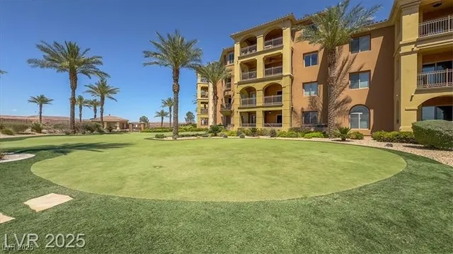 $3,150 | 20 Via Mantova, Unit 202, Henderson, NV 89011