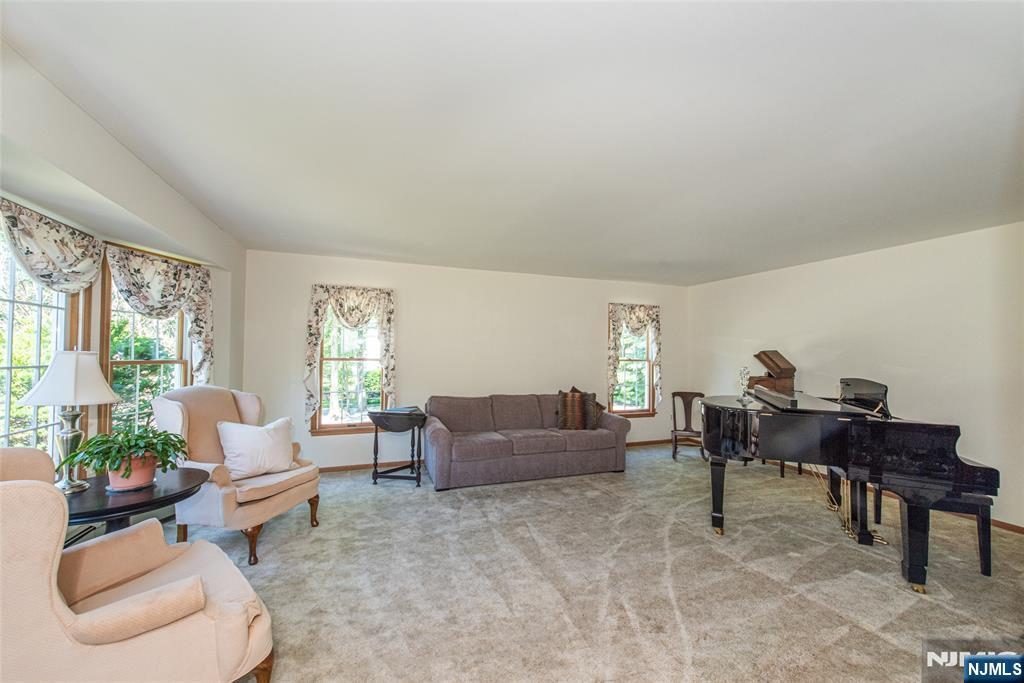 2 Baron Road West Milford, NJ 07480 - Photo 12 of 47