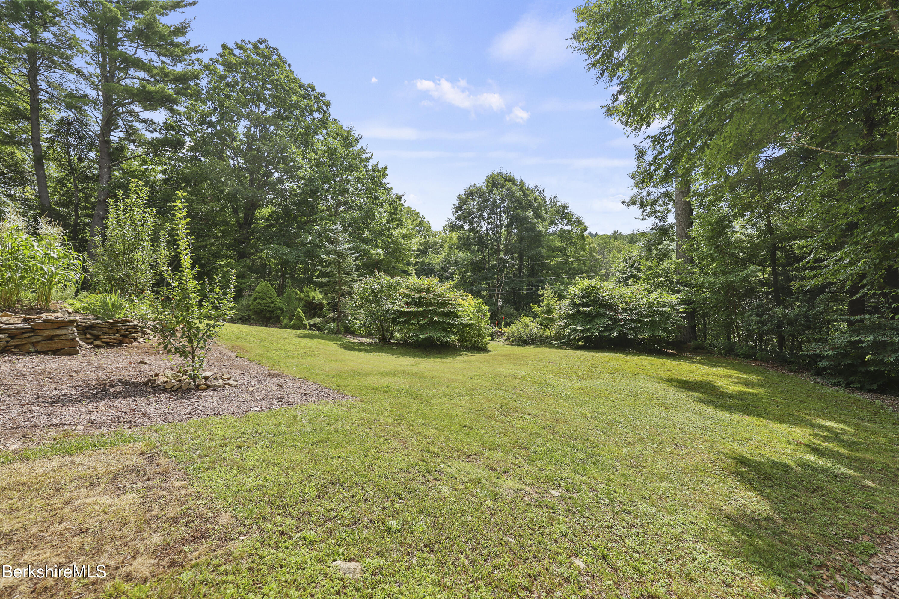 91 William Holmes Road Becket, MA 01223 - Photo 15 of 67 40 Front Yard