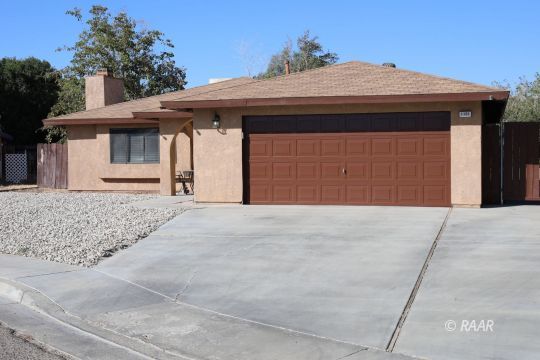 1101 Amie Court Ridgecrest, CA 93555 - Photo 2 of 24