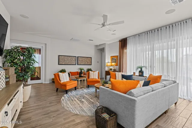 $725,000 | 2228 West Caldwell Street, Phoenix, AZ 85041