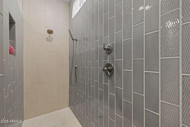 $725,000 | 2228 West Caldwell Street, Phoenix, AZ 85041