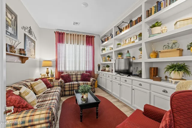 $725,000 | 2228 West Caldwell Street, Phoenix, AZ 85041