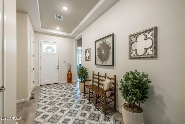 $725,000 | 2228 West Caldwell Street, Phoenix, AZ 85041