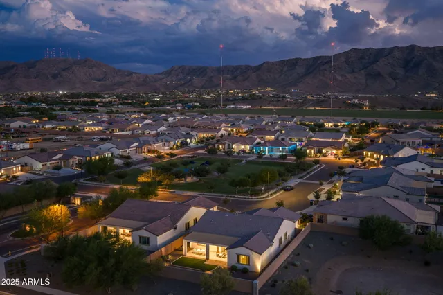 $725,000 | 2228 West Caldwell Street, Phoenix, AZ 85041