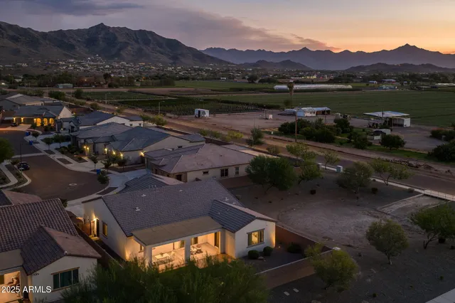 $725,000 | 2228 West Caldwell Street, Phoenix, AZ 85041