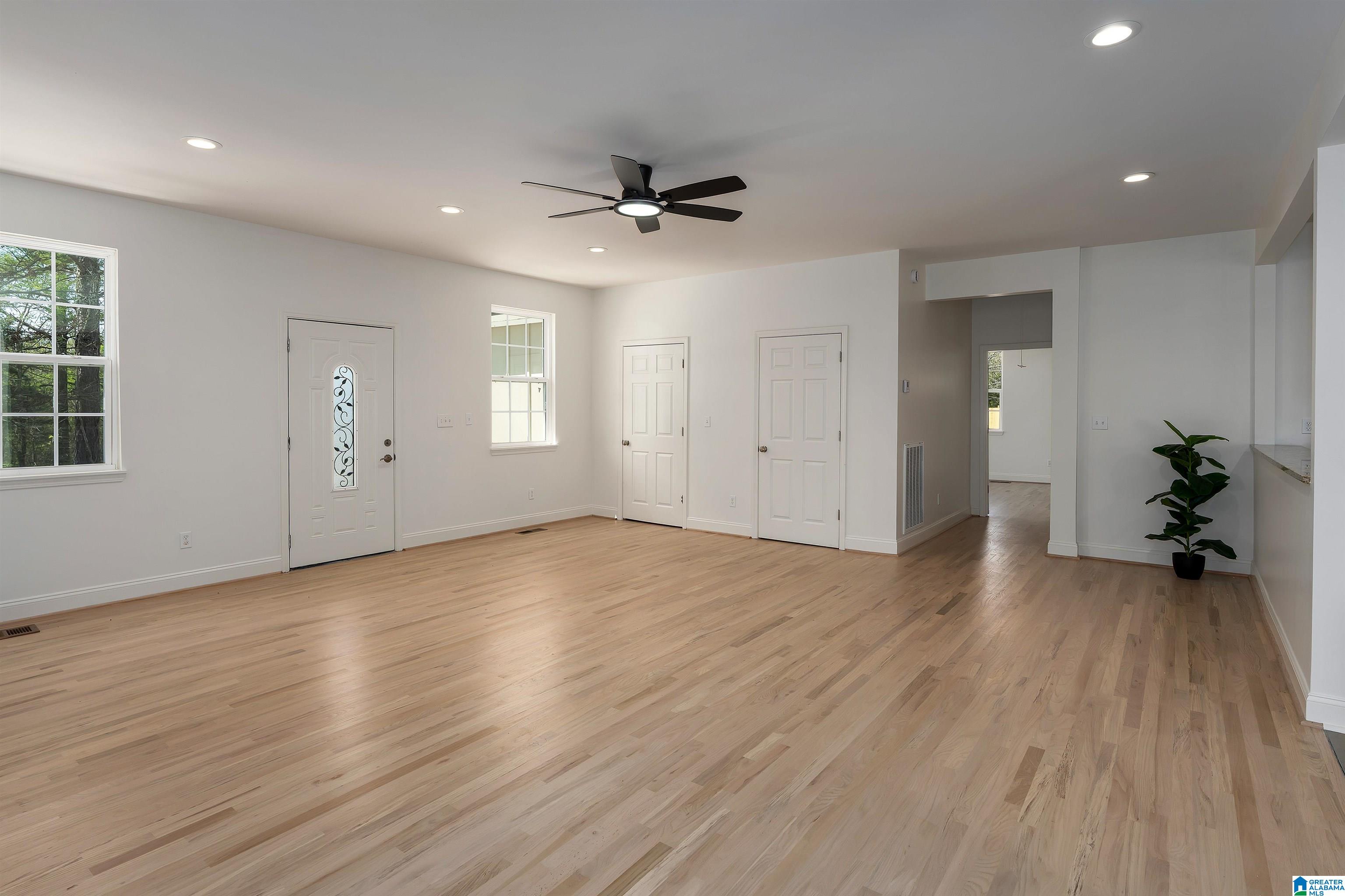 575 Brown Road Sylacauga, AL 35150 - Photo 7 of 35