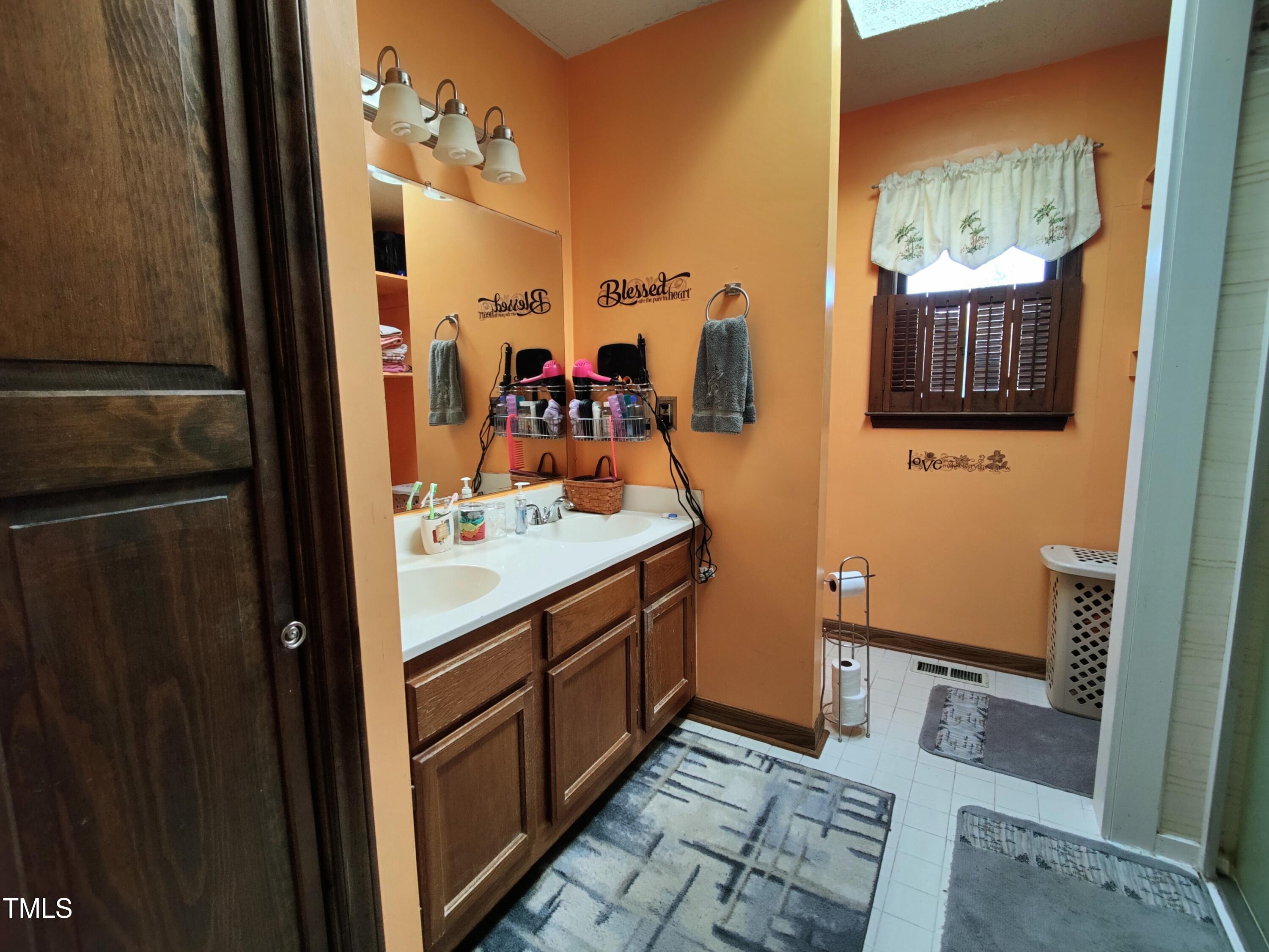 66 Hardy Road Wendell, NC 27591 - Photo 24 of 47 66 HARDY RD Image 022 CASSELBURY, J.