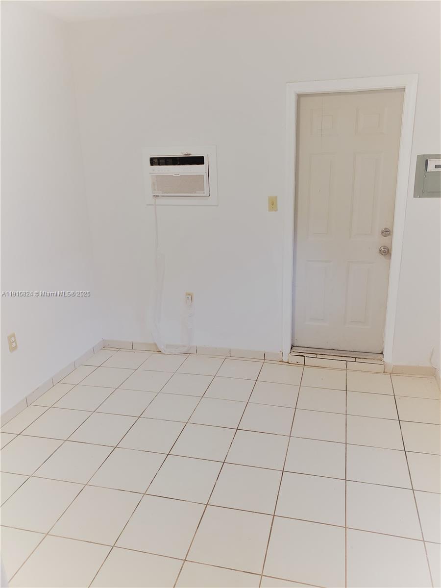 2140 Southwest 25th Street, Unit A Miami, FL 33133 - Photo 5 of 8