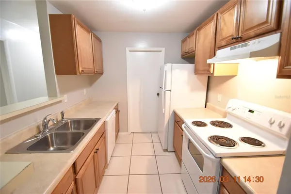 $1,895 | 1400 Gandy Boulevard North, Unit 804, St. Petersburg, FL 33702