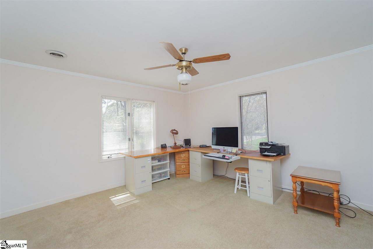221 Silver Creek Road Greer, SC 29650 - Photo 29 of 36 Gallery Image 29