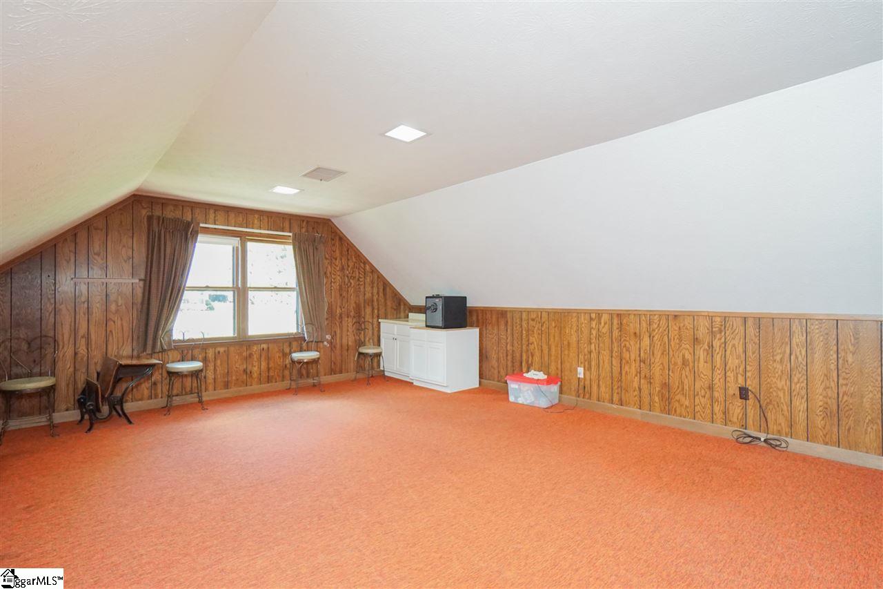 221 Silver Creek Road Greer, SC 29650 - Photo 30 of 36 Gallery Image 30